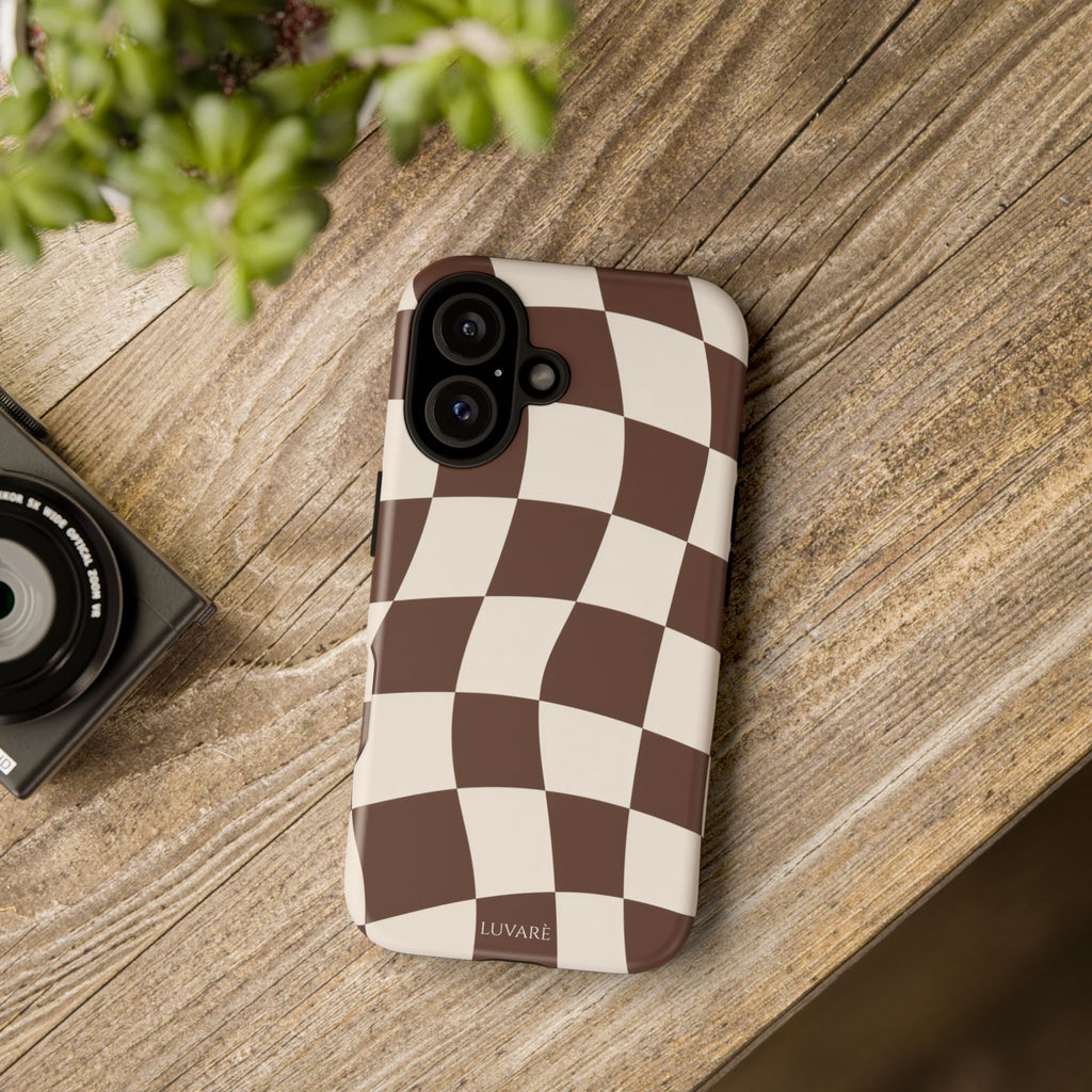 Brown Wavy Checkerboard Case