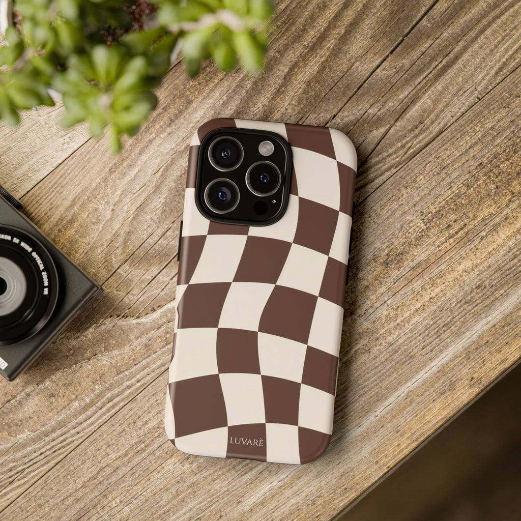 Brown Wavy Checkerboard Case