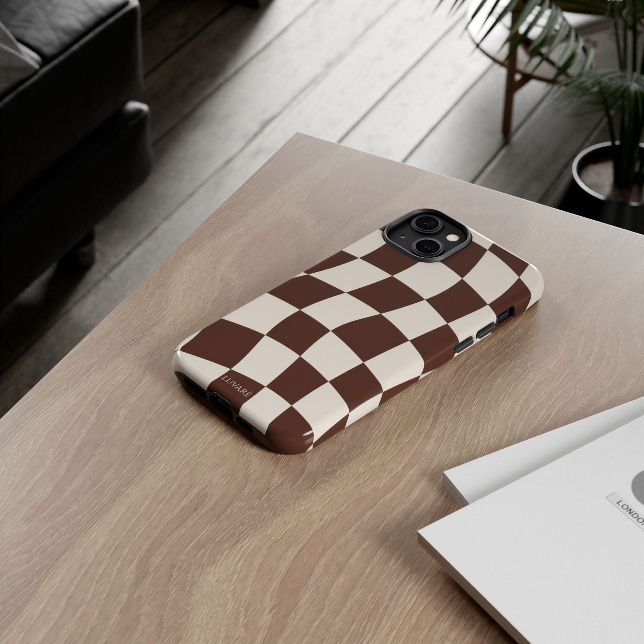 Brown Wavy Checkerboard Case