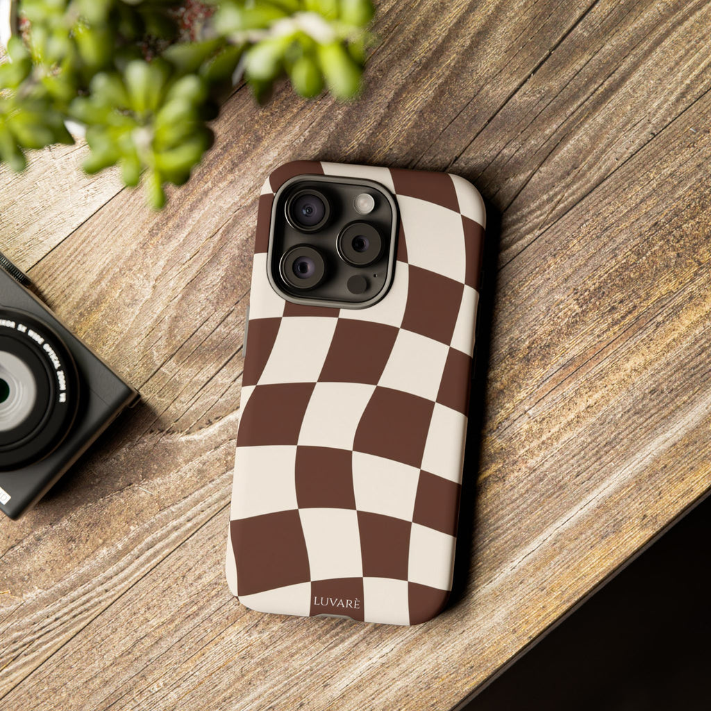Brown Wavy Checkerboard Case