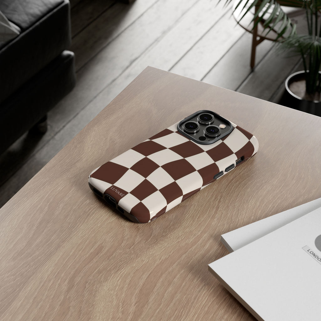 Brown Wavy Checkerboard Case