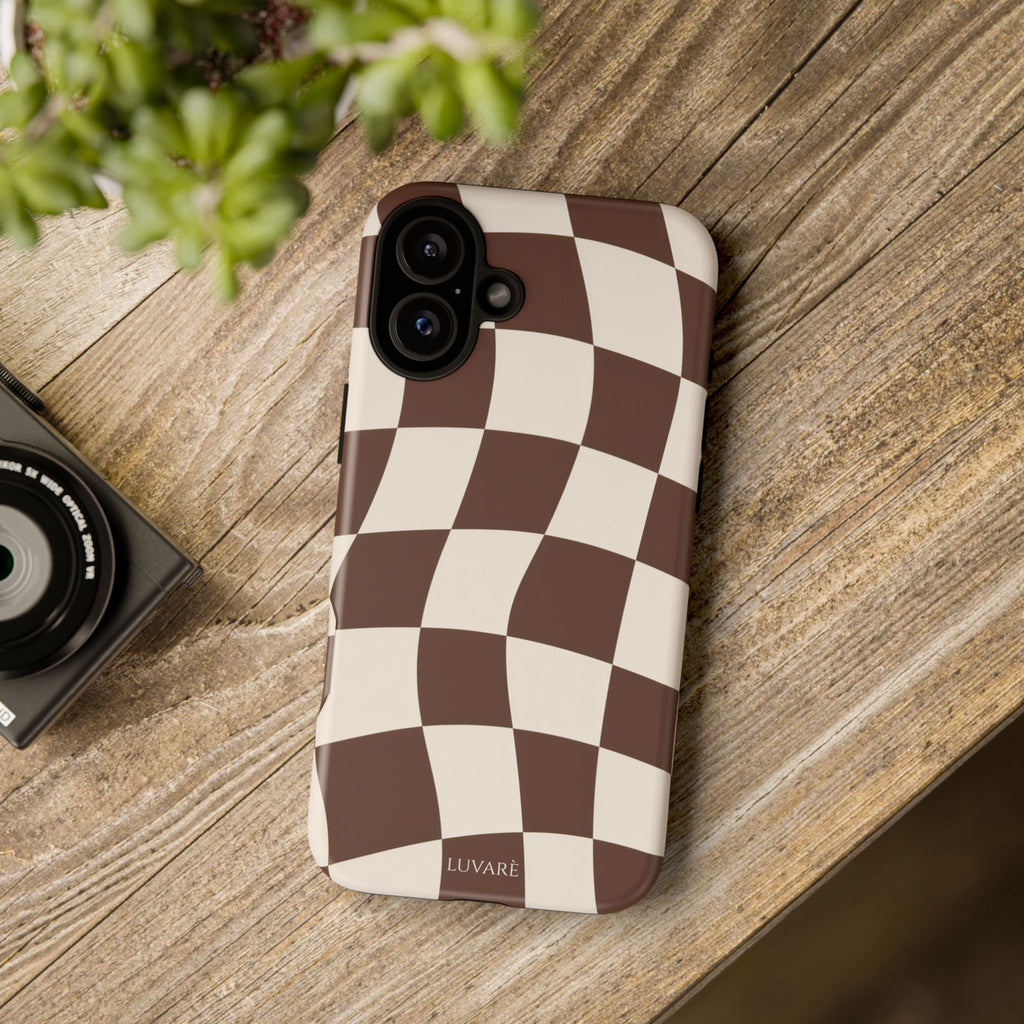Brown Wavy Checkerboard Case