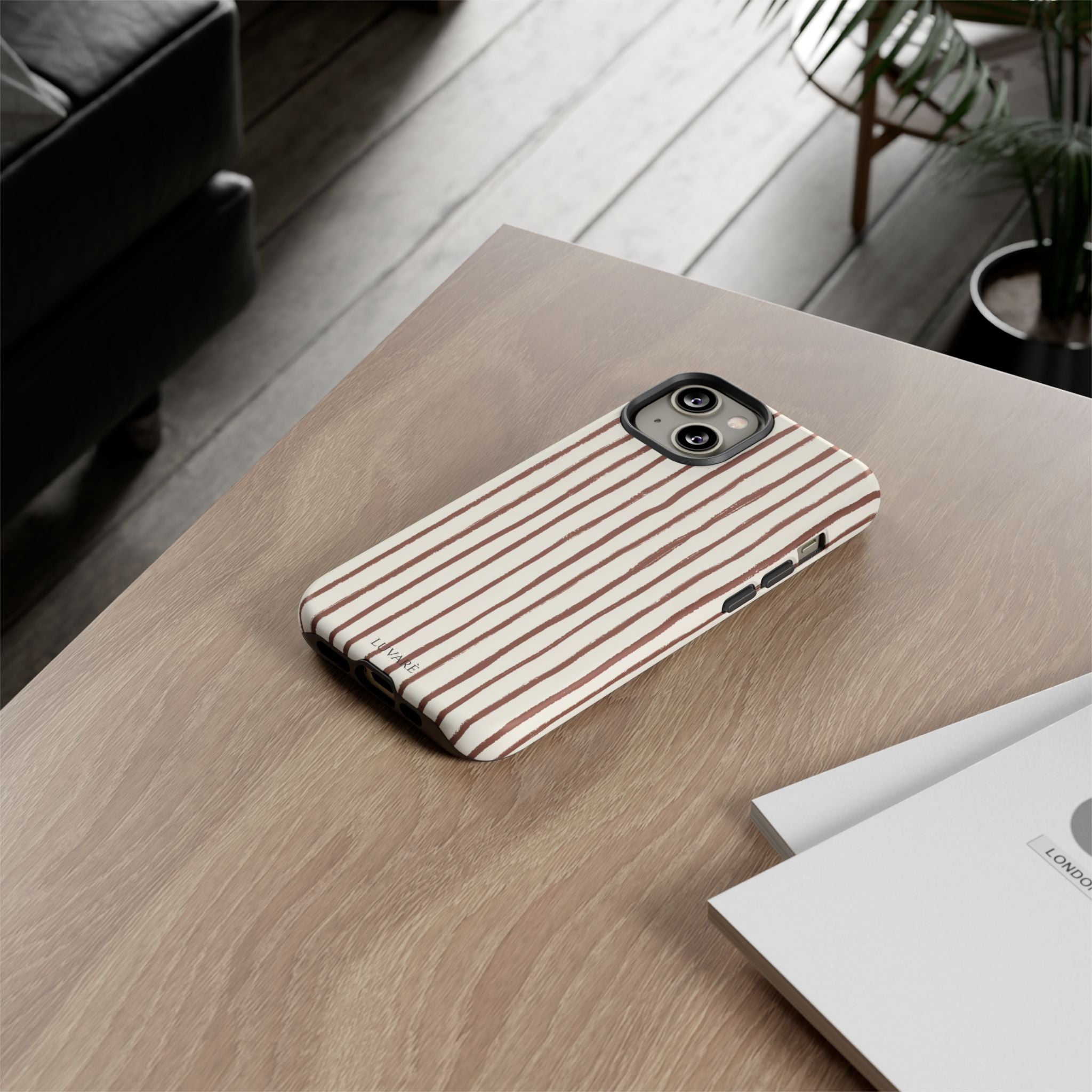 Brown Drawn Stripe Case