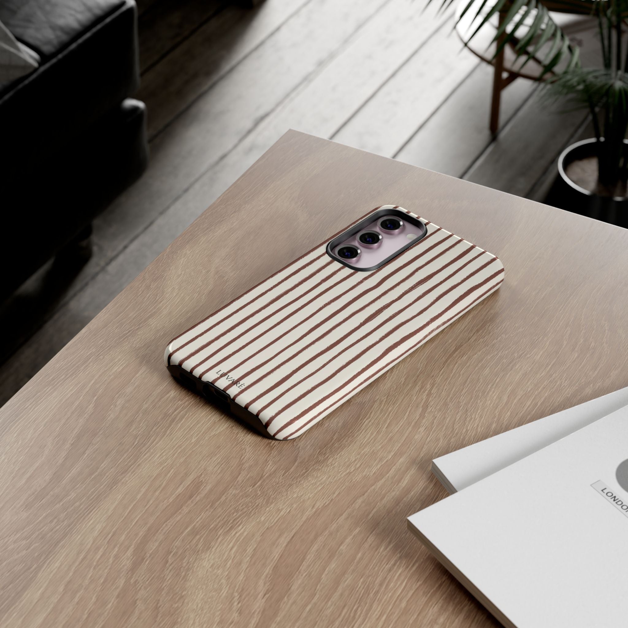 Brown Drawn Stripe Case