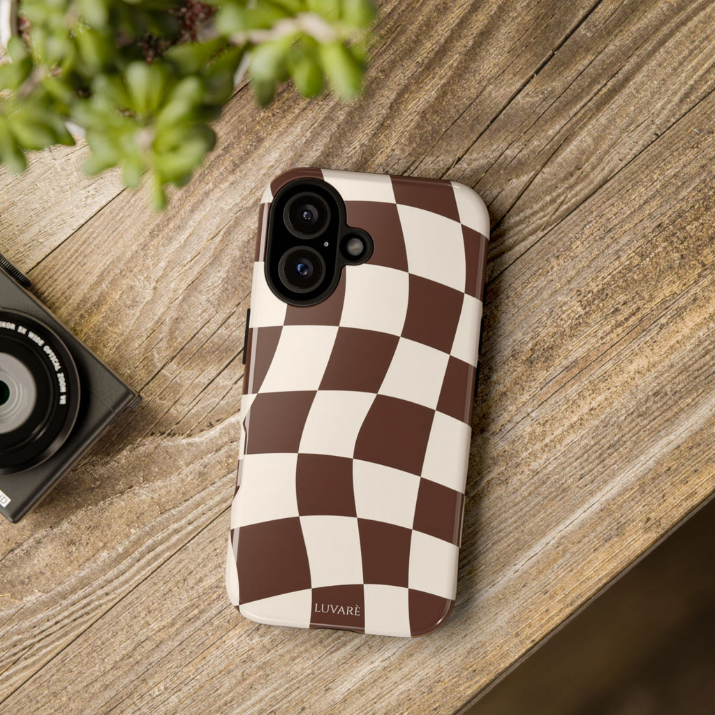 Brown Wavy Checkerboard Case